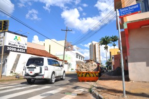 Av. Santos Dumont esq. com Joaquim Propício de Pina 19,04,17 (16)