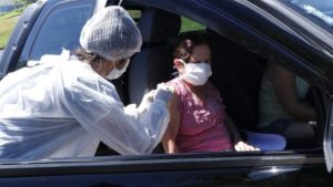 vacinacao drive thru