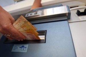 Pagamento-de-servidores-caixa-eletronico