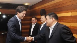 daniel vilela e chineses2