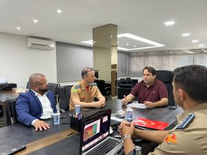 roberto naves e cmte bombeiros