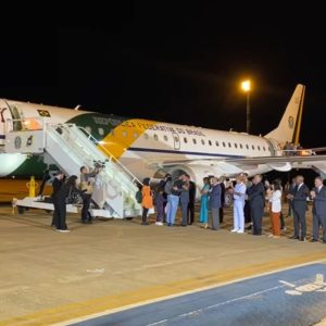 aviao vindo de gaza