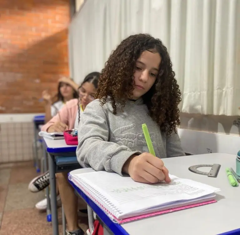 estudante goias