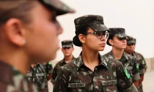 mulheres militares aman