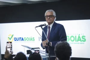 caiado quita goias