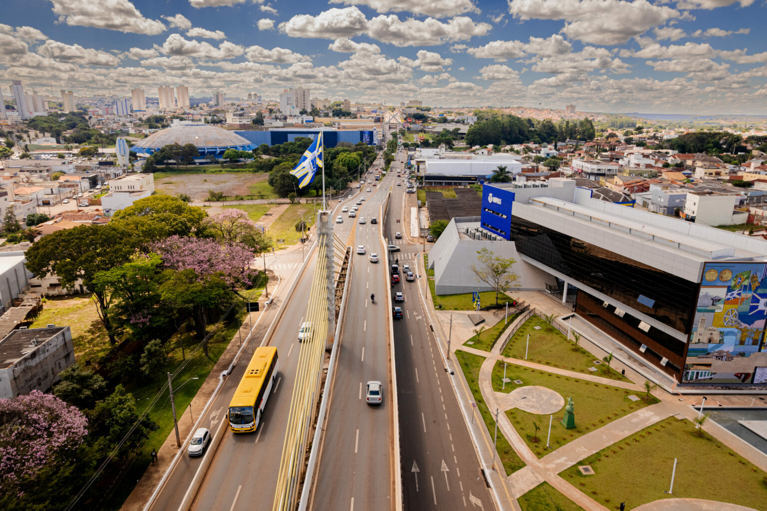 Veja o que abre e fecha durante feriado de Carnaval em Anápolis