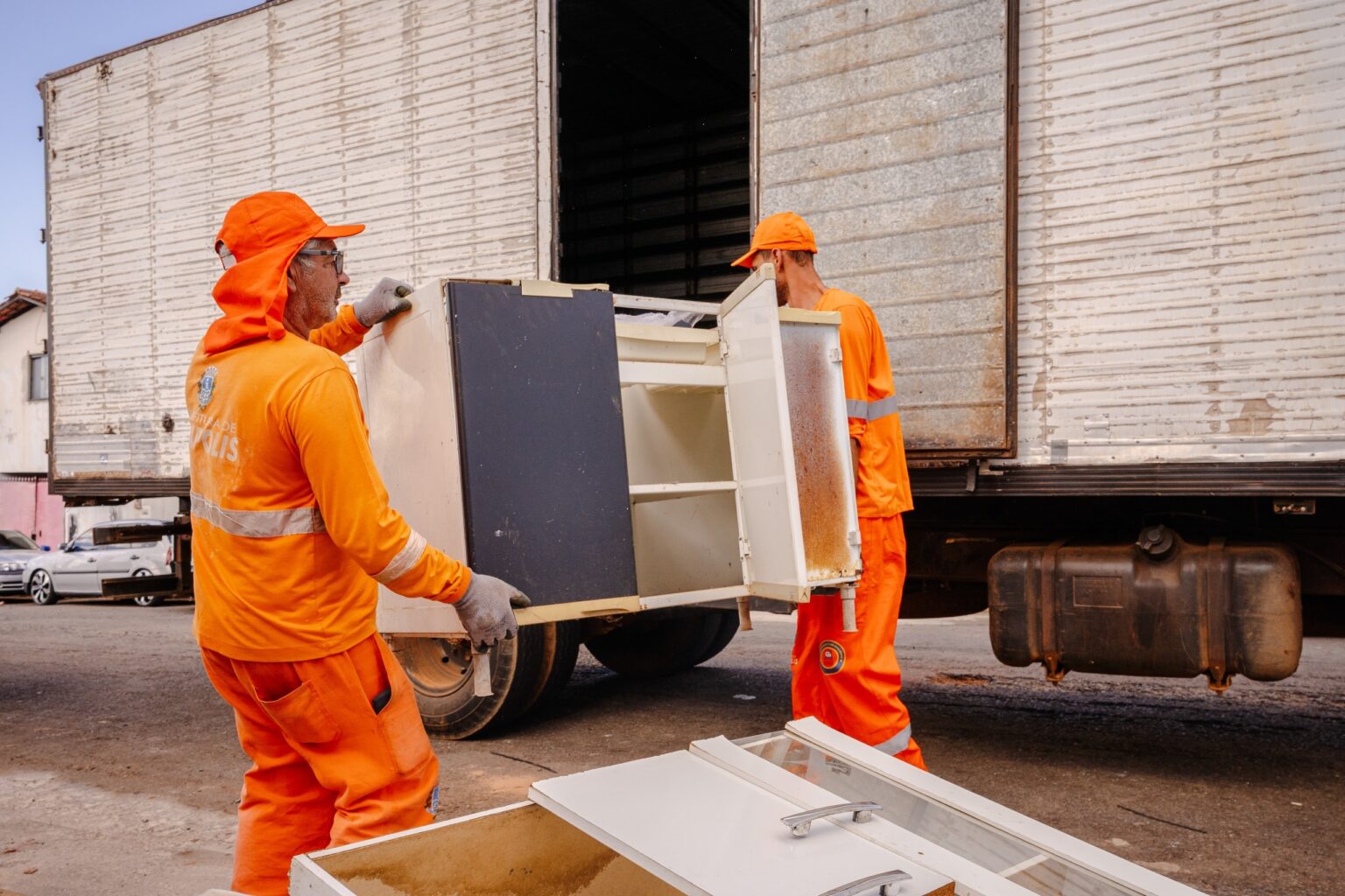 Saiba como funciona o serviço de Cata-Treco em Anápolis