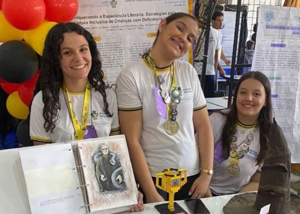 Maria Eduarda Queiroz, Maria Eduarda Carvalho e Geovanna Caetano