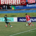 Com dois gols de Tanque, Anapolina reage e empata com o Goiás na primeira partida da semifinal