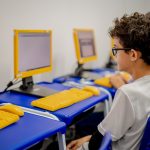 Prefeitura de Anápolis oferece curso gratuito de Informática Básica para estudantes da rede municipal; veja como se inscrever