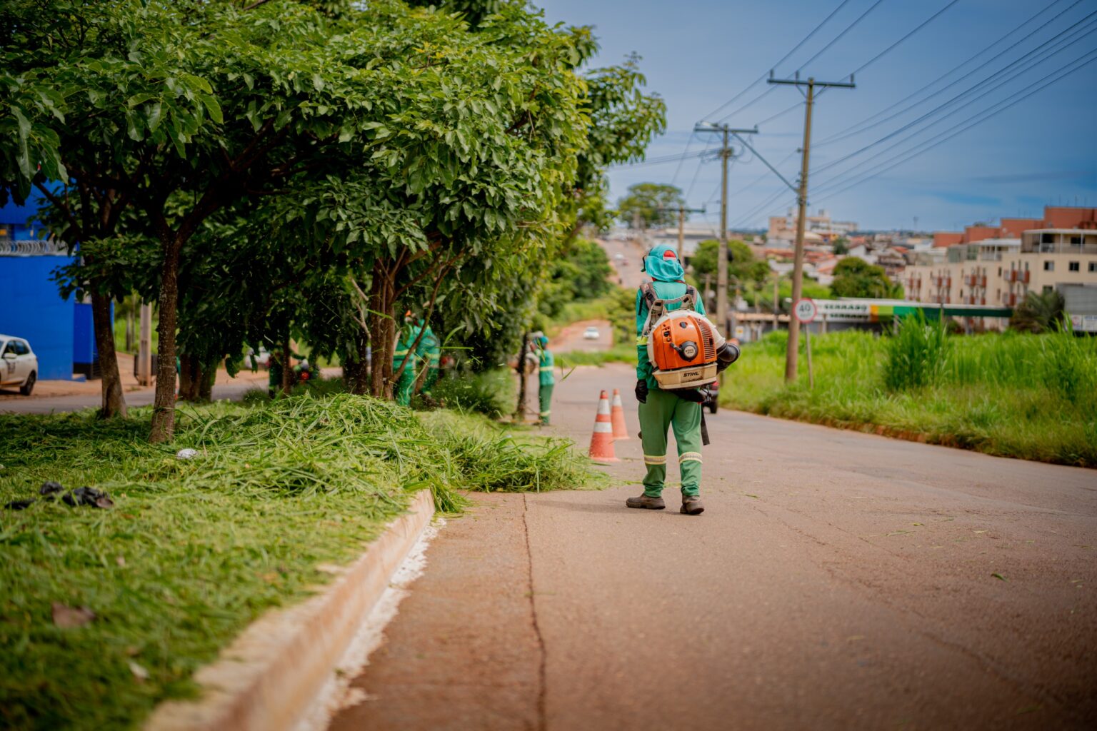 Divulgada programação de tapa-buracos e roçagem desta quinta-feira (05)